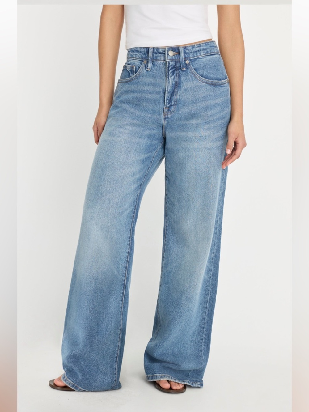 Good American Light Blue Mid-Rise Wide-Leg Jeans